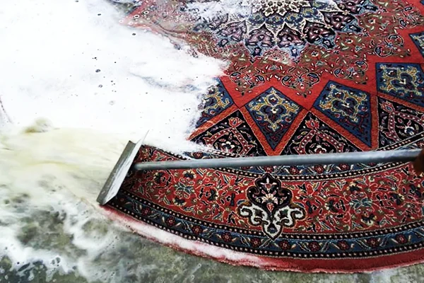 شستن فرش ها به شیوه سنتی