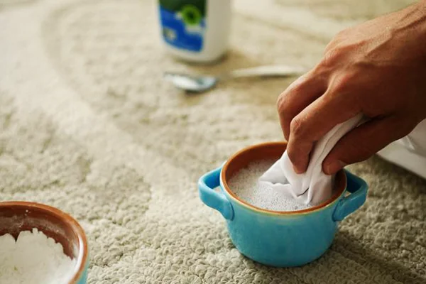 راهکارهای خانگی از بین بردن لکه فرش